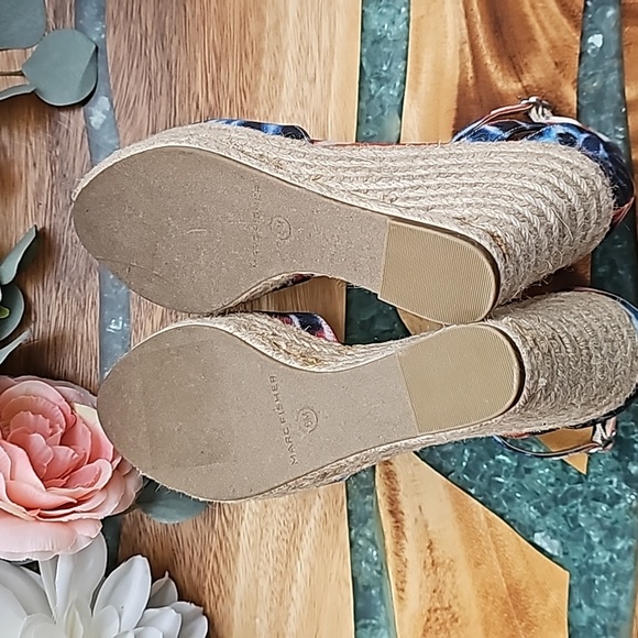 NEW Marc Fisher Teelan Heeled Tie Dye Espadrilles | Size 6M - Picture 7 of 10